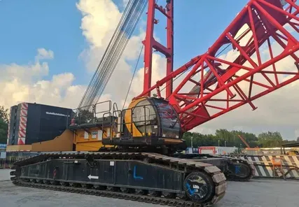 350 tonne crawler crane with verified operator sourced through MYCRANE Platform India