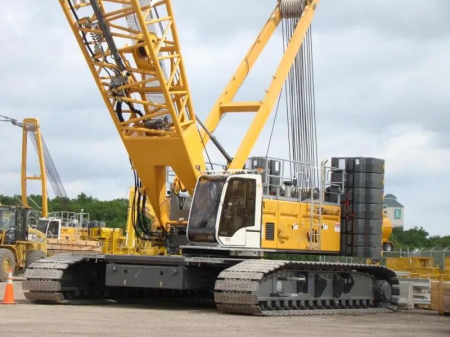 200 Ton Crawler Crane for Rent in Yanbu | MYCRANE - анонс