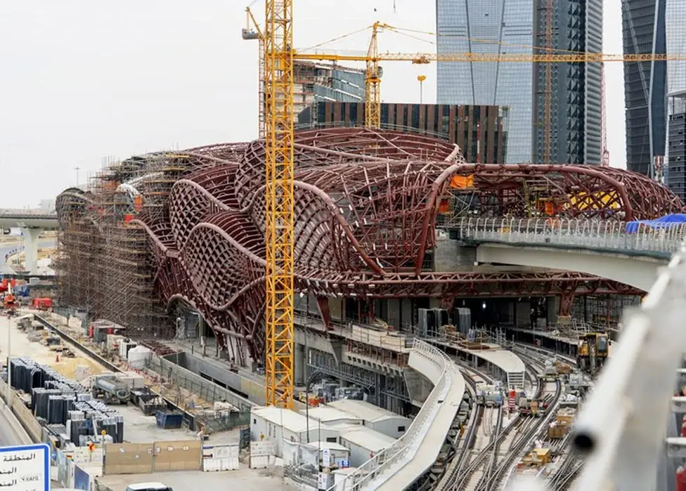 Construction project in Riyadh requiring crane hire — MYCRANE